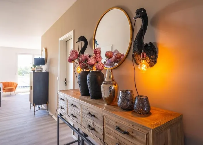 Hangar 19 Superior Mit Balkon Und Seeblick H7w4 *